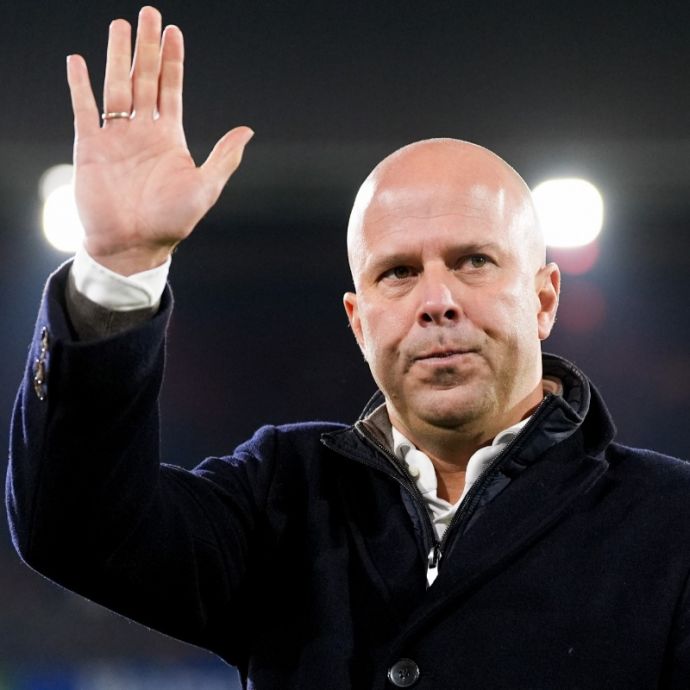 离谱！费耶诺德遗憾出局备战法国杯莱万多夫斯基在阿森纳比赛中绝杀，今晨里昂备战国王杯的简单介绍